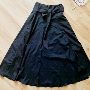 Elegant Black Women's Skirt